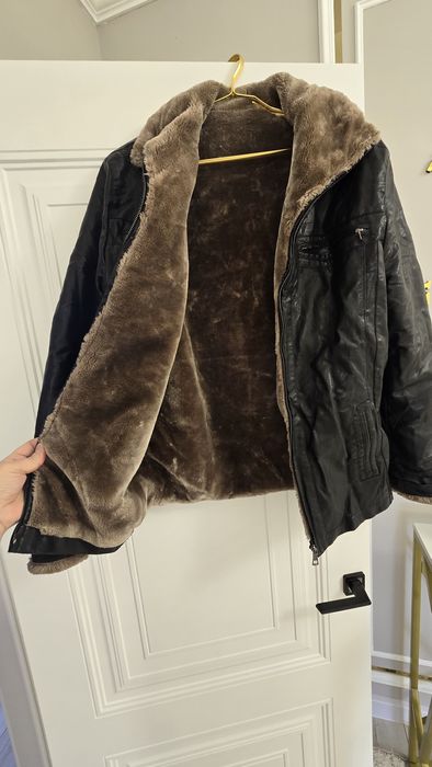 Продам мужской куртка 5000т