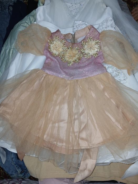 Кишги ёзги кийимлар