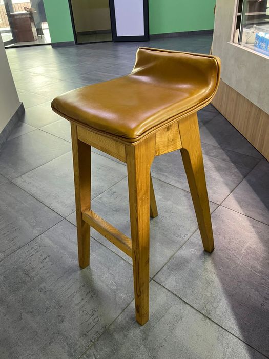 Продаются барные стулья