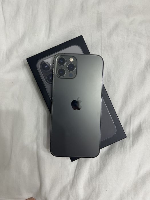 Айфон 12 pro б/у