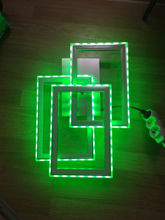 Lustră LED modernă pătrate intercalate – nouă, multicolor