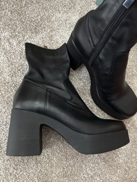 Дамски боти Minelli- ест. кожа