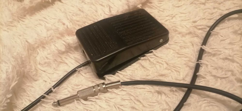 Педаль Сустуйна "Yamaha"