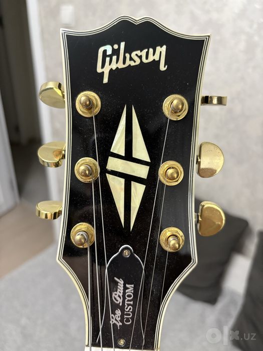 Электрогитара Les Paul Custom + комбик + педаль Behringer | Комплект