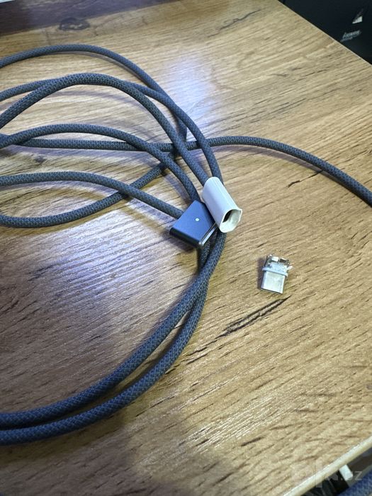 Magsafe 3 zapchatsga sotiladi