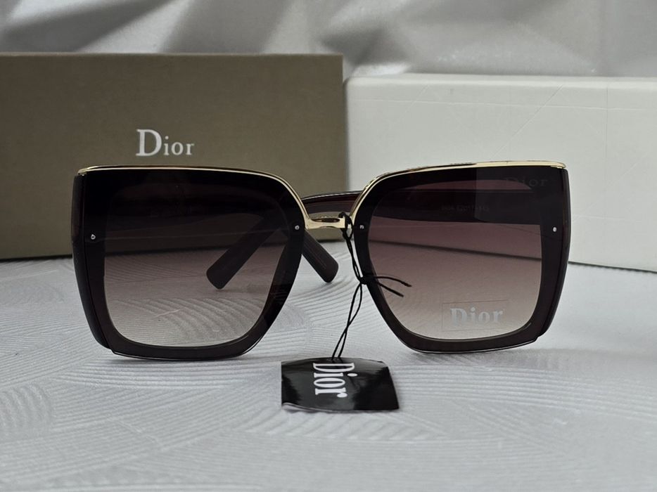 Дамски слънчеви очила квадратни