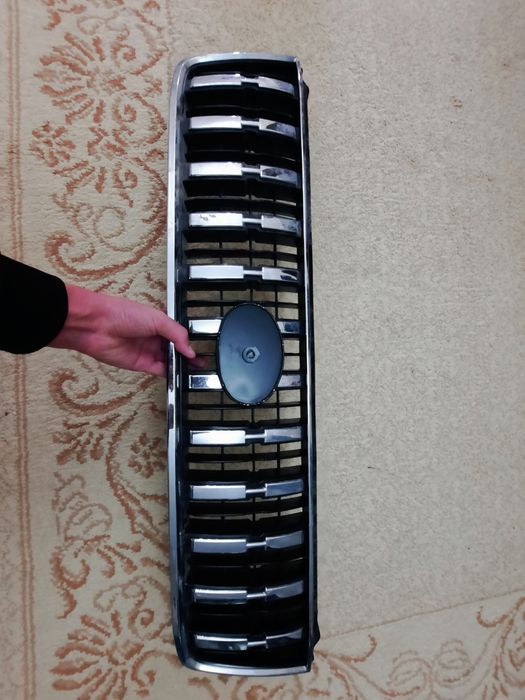 Toyota Land Cruiser Prado 90(J9) 99-03 Oldi Hrom-qora Rishotkasi