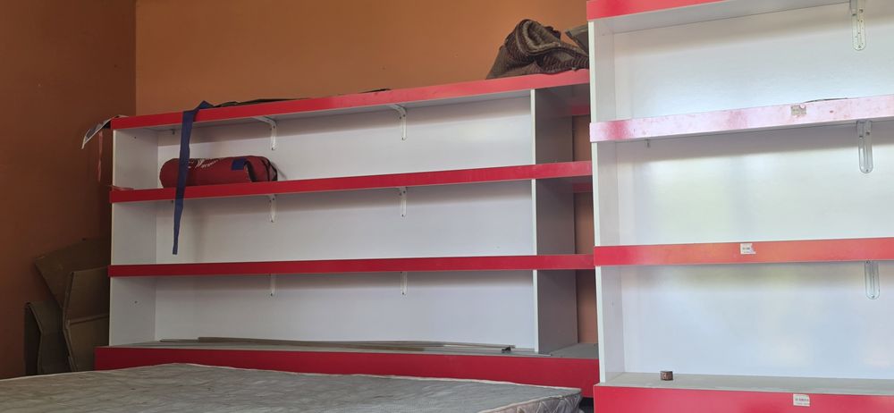 Magazin uchin polka sotladi