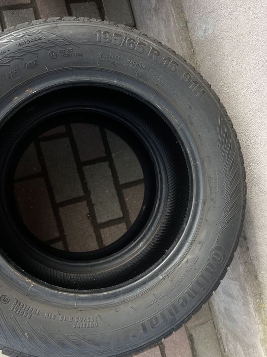 Set anvelope Continental de vara 195/65/R15 , stare foarte buna