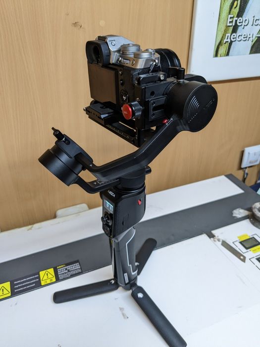 Стедикам Moza AirCross 2