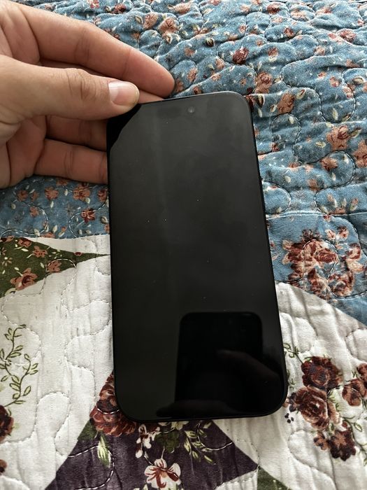 Продаю iPhone 15