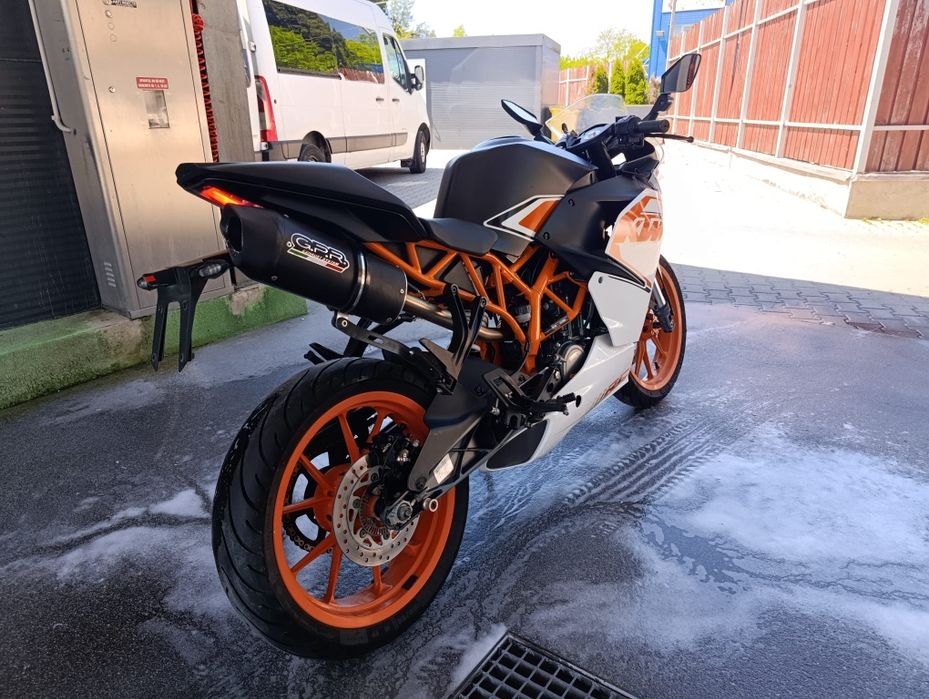 Ktm RC 125 2016 A1