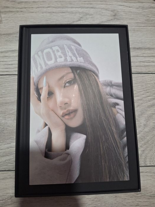 Album LALISA black version