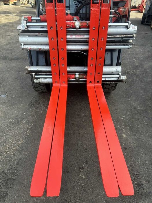 Atasament Motostivuitor Pentru dublu paleti si Side Shift