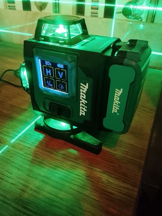 Nivel laser makita cu cu 16 linii și baterie de 6a Nou