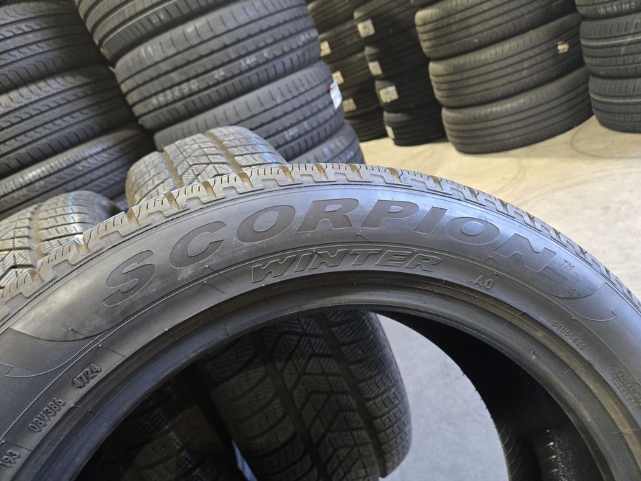 235/55/19 PIRELLI 4бр