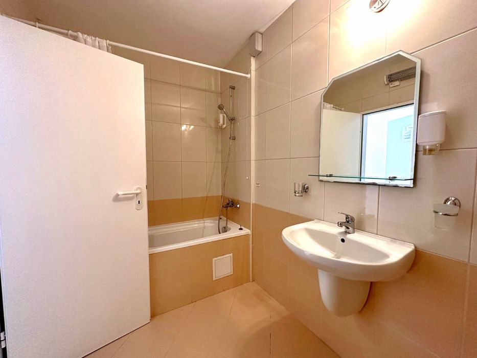 Три многостайни апартамента на една локация