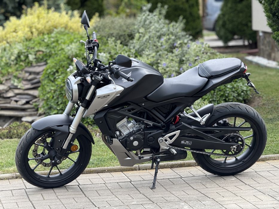 Honda CB125R 2018 ABS ~IMPECABIL~ A1-16Ani (nu cor yamaha mt yzf ktm)