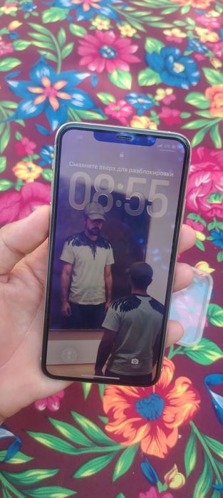 Iphone 11 pro max 64/75%