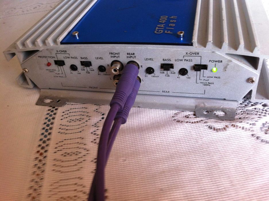 Amplificator Blaupunkt max800W/Renegade max 1100W/Sig. ANL125A (statie