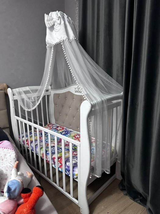 Детская кроватка