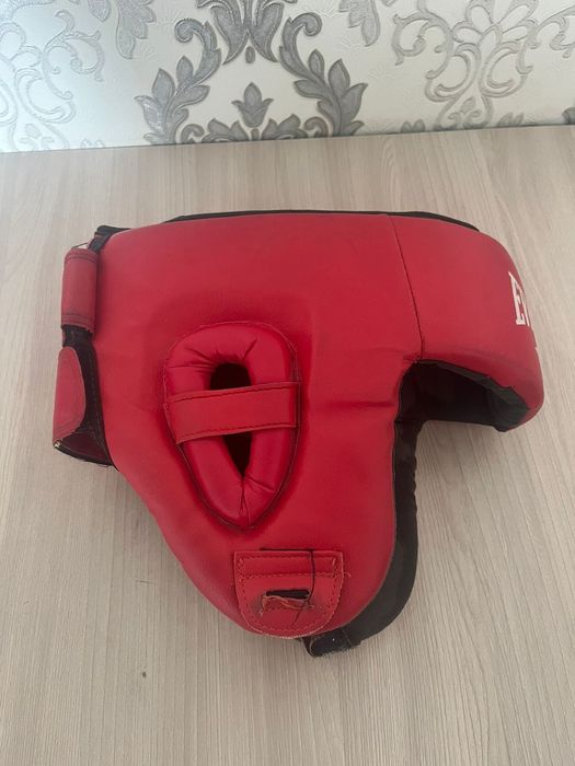 Продам боксёрски шлем