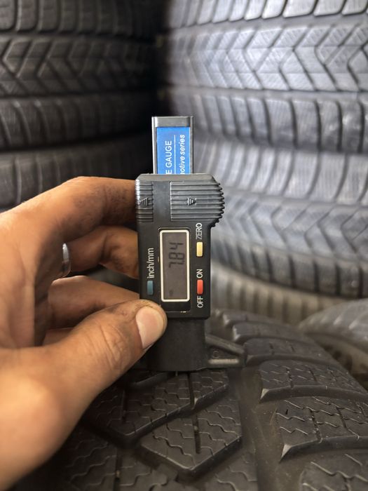 Anvelope Iarna 225/40/19 Pirelli SottoZero 3 225 40 19 R19
