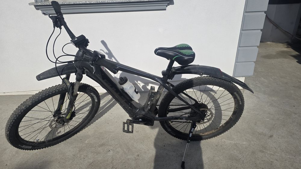 Vând bicicleta electrica Bulls