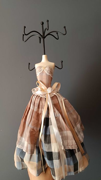 Подставка для цепочек, украшений