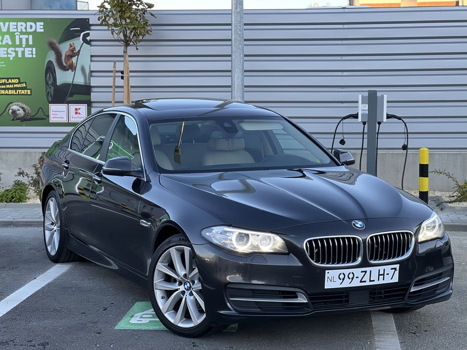 Bmw Seria 5 F10 // LCI 520D // 4 Butoane //Trapa //Interior Seria7