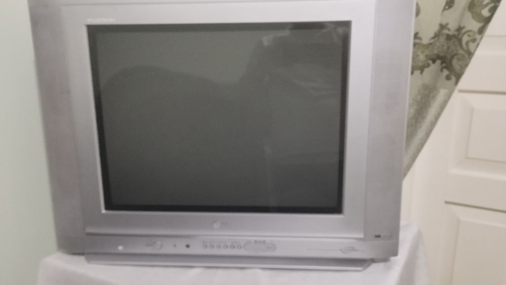 Телевизор LG Flatron