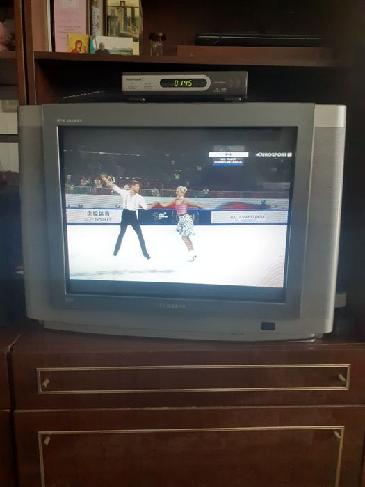 Телевизор Самсунг 29инча