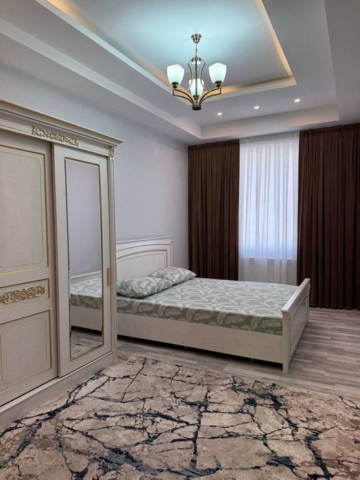 2 хонали люкс квартира ижарага берилади!!