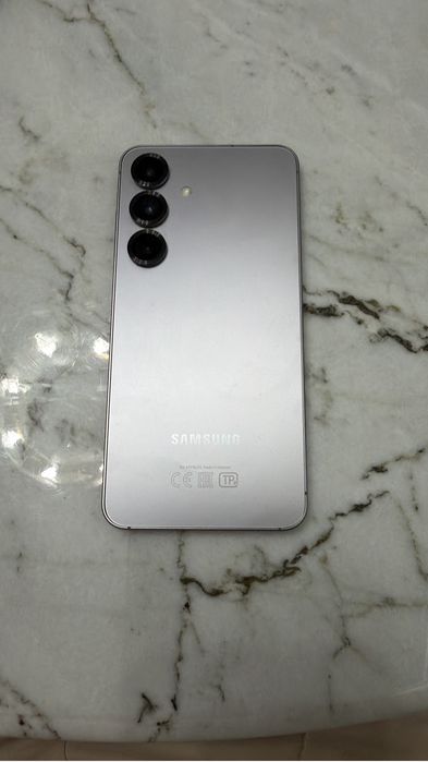 Samsung S25 256 gb