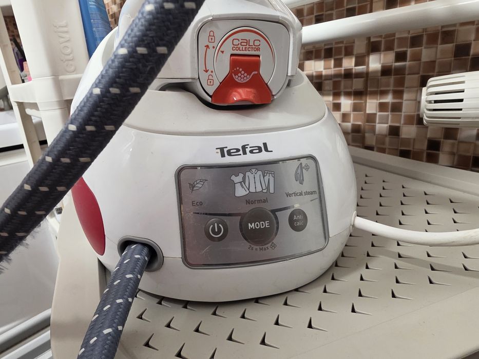Statie de calcat Tefal Express Anti-Calc SV8030E0