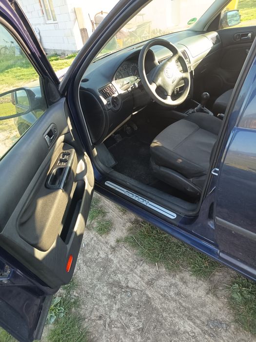 Volkswagen Golf 4