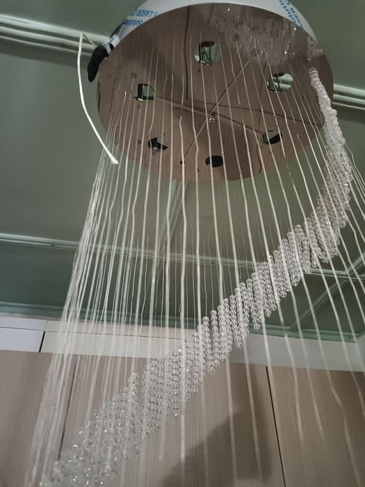 Люстра, новая, самовывоз.