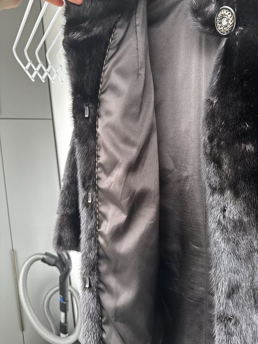 Продам норковую шубу