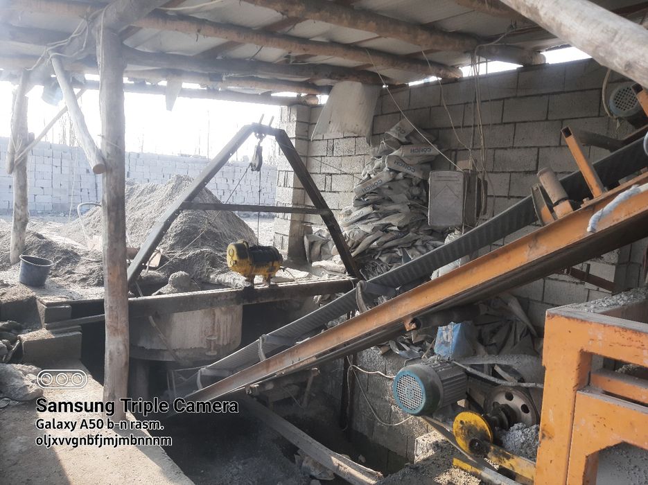 Shlakablok apparati sotiladi