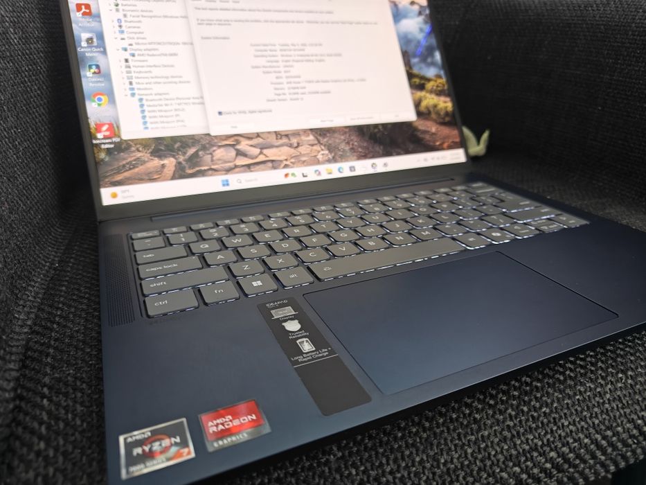 Lenovo cu OLED, 32gb DDR5, ryzen 7, video 4gb,  ultrabook ca NOU