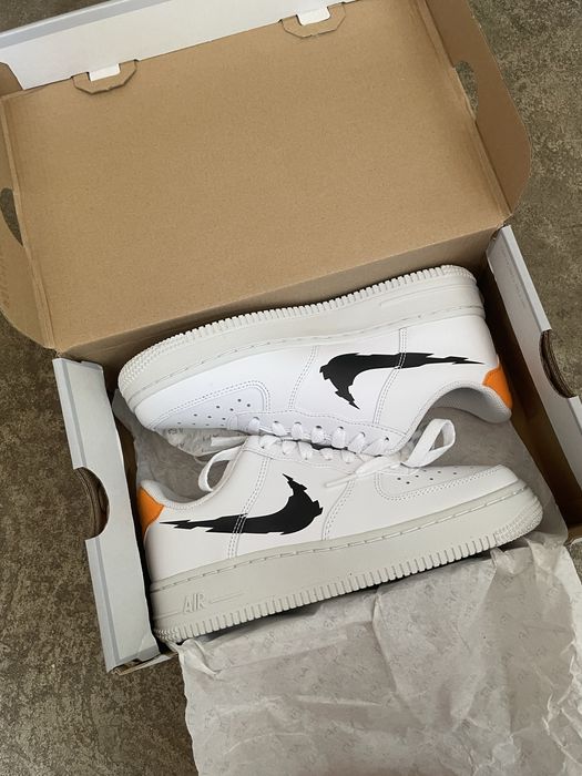 Air Force 1 Glitch Swoosh
