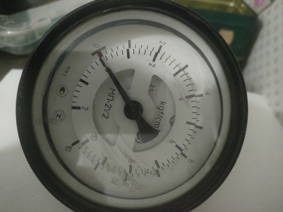 Манометр до 10 кг