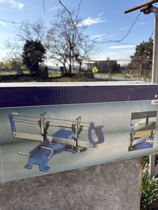 Прецизен трион за рязане под ъгъл 45 - 90', 550 мм