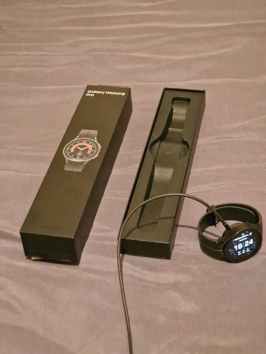 Samsung  watch 5 pro