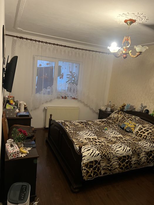 Vand apartament 2 camere