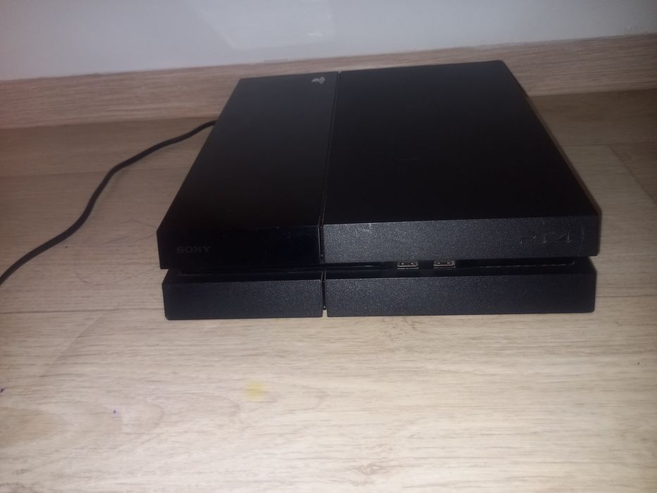 Пс 4 512гб продам