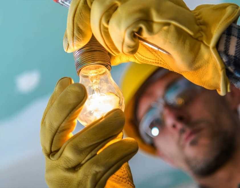 Електротехник София: Ел услуги и Ремонти Смяна на ел табла Изгодно