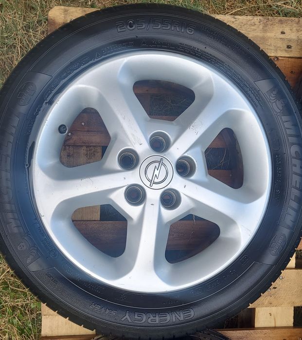 Vând jante aliaj Opel R16