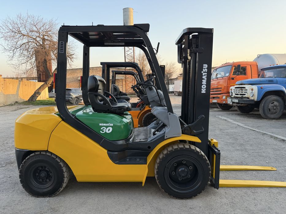 Вилочный погрузчик кара автокара