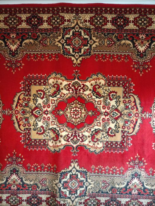 Продам ковры 2*3